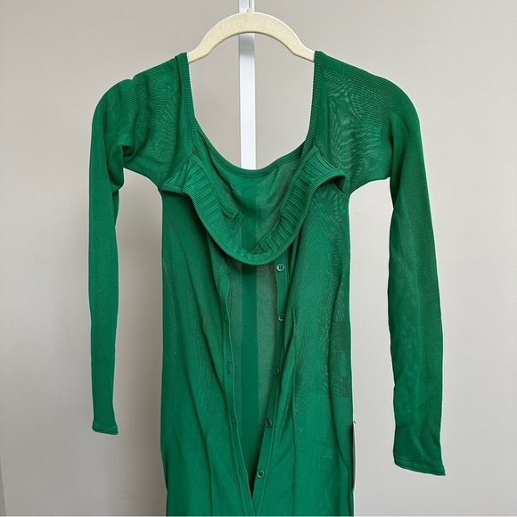 Jacquemus
ribbed-panel off-shoulder dress green size fr34- US 2. NWT - Picture 4 of 8